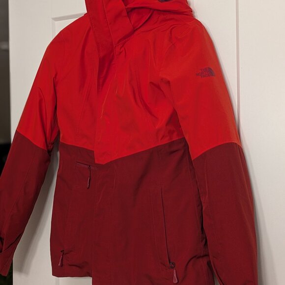 The North Face Women’s Small Garner Triclimate® Jacket - Picture 3 of 10